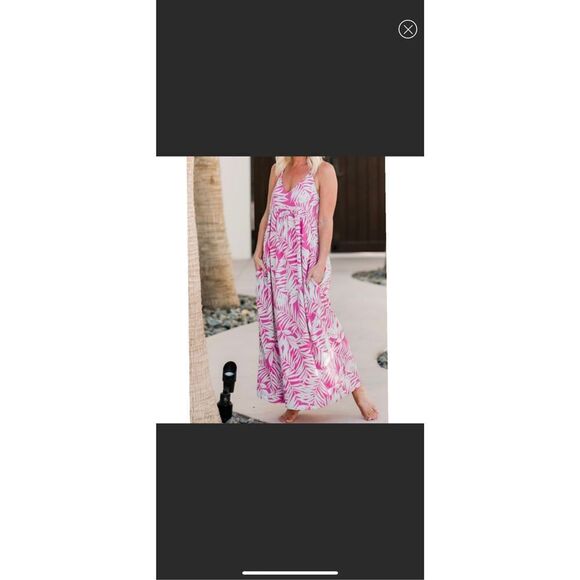 Gibson Tropical Patterned Dress - Picture 4 of 11